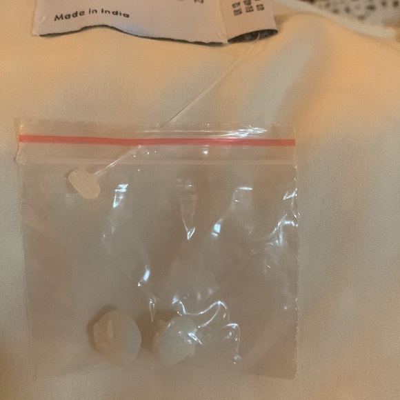 ASOS DESIGN *Brand New* Lace Insert Wrap Mini Dress Textured In Cream si… - Picture 11 of 12